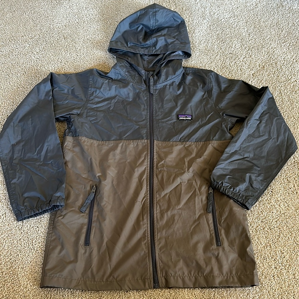 NWOT PATAGONIA KIDS SZ M WINDBREAKER
